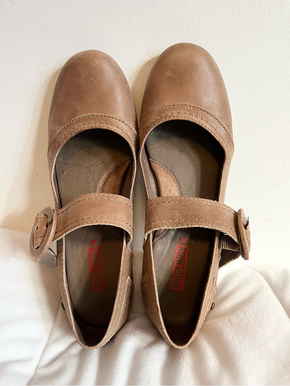 Pikolinos Light Brown Maryjane Heels